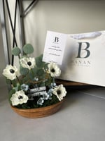 فازة ورد صناعي