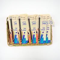 ١٥ قلم توزيعات يوم المعلم