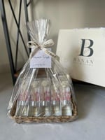 توزيعات ١٠ فواحات | يوم المعلم