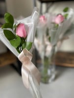 توزيعات ورد طبيعي