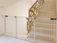 حاجز درج امان للاطفال العرض العرض 76 سم ويتمدد الى...