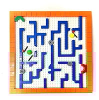 لعبة بناء متاهة