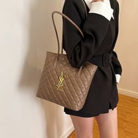 شنط نسائية مميزه 2023