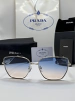 نظارة ماركة برادا