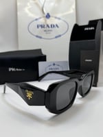 نظارة ماركة برادا