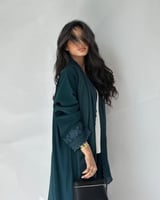 عباية تطريز يدوي