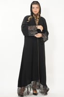 عبايه سوداء مزينة باطراف دانتيل