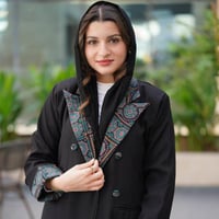 بليزر كريب مبطن بطبعة كشميرية