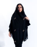 طرحة سوداء سيفين و نخلة