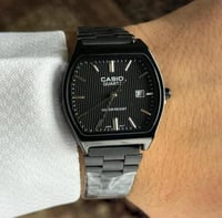 كاسيو Y اسود بالكامل