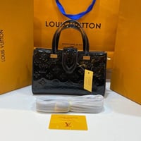 شنطة Lv اسود بالكامل