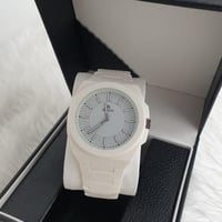 بينون كاربون أبيض نيو