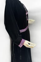 فستان شعبي مع حزام