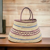 سلة متينه مصنوعه من الخوص