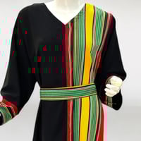 فستان شعبي مع حزام