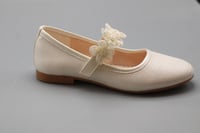 حذاء بناتي من 31 إلى 36