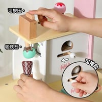 عربة الايسكريم الخشبية