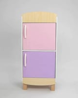 ثلاجة خشبية