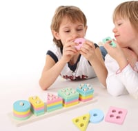 تكديس الاشكال الخشبية