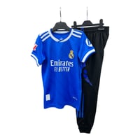 طقم نادي ريال مدريد مع البنطلون شبابي