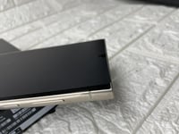 سامسونج اس ٢٤ الترا ٥١٢ جيجا و ١٢ جيجا رام ، مستعم...