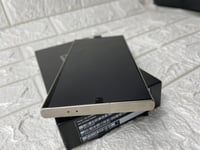 سامسونج اس ٢٤ الترا ٥١٢ جيجا و ١٢ جيجا رام ، مستعم...