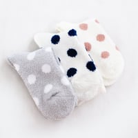 3 جوارب نسائية