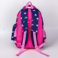 شنطة مدرسية مزركشة