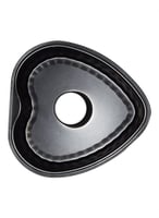 قالب كيك مانع للالتصاق على شكل قلب في السعودية