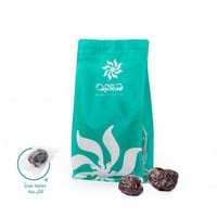 عجوة مغلفة بالحبة