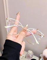 ايطار نظارة شفافة بعدسة زينة