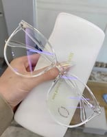 ايطار نظارة شفافة بعدسة زينة