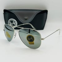 نظاراة ري بان اطراف فضي العدسة فضي