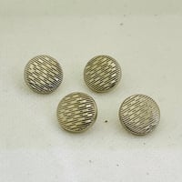 أزرار الثوب رجاليه طق طق طقم 8 حبه -86