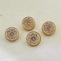 أزرار الثوب رجاليه طق طق طقم 8 حبه - 2294