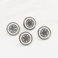 أزرار الثوب رجاليه طق طق طقم 8 حبه - 2155