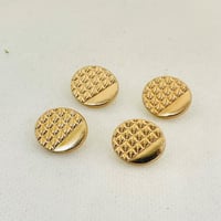 أزرار الثوب رجاليه طق طق طقم 8 حبه -18