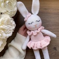 دمية كروشيه ارنب