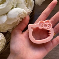 عضاضة هيلو كيتي وردي