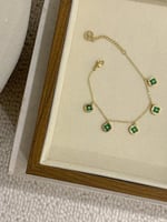 سوارة نسائية