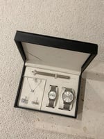 طقم رجالي و نسائي