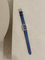 ساعة نسائية جلد