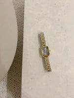 ساعة نسائية