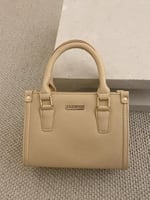 شنطة نسائية