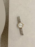 ساعة نسائية