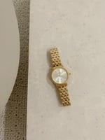 ساعة نسائية