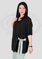 زي عاملات عملي بربطة جانبية وجيوب أمامية