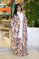 عباية فراشة فانيلا لاتيه اصدار محدود مع طرحه سكري