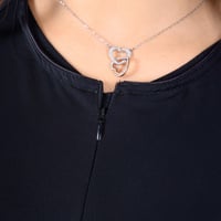 عباية كلوش باللون الأسود