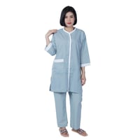 زي عاملة مريح